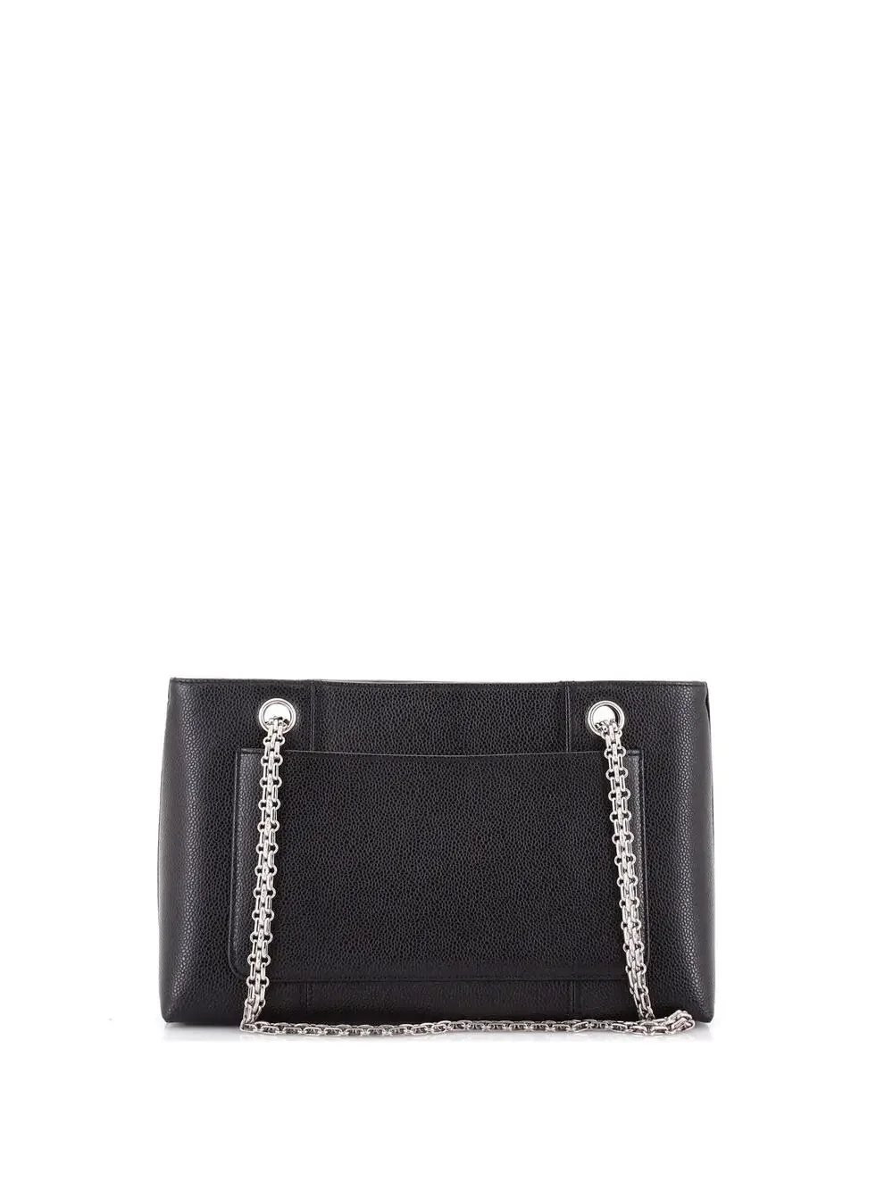 CHANEL step out